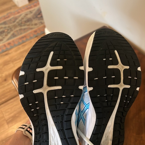 ASICS GEl- EXCITE SHOES Size 8 women’s - Picture 3 of 4